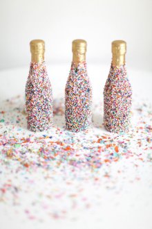 Конфети за бутилка шампанско за коледен декор