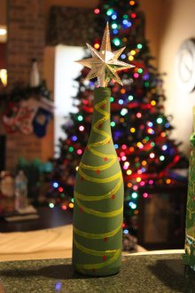 Новогодишен декор от боя за бутилка шампанско