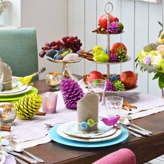 Новогодишна украса на маса 2019 с шишарки