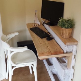 Сгъваема маса от палети