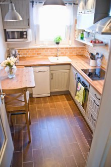 Кухня 6 кв.м с миялна машина