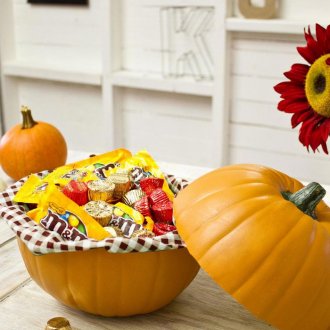 Кутия за бонбони с тиква за Хелоуин