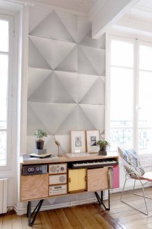 Останките от тапет в интериора на хола