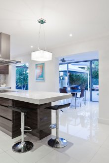 Бяла плочка 2019