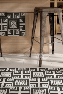 Плочка черно-бяла 2019г