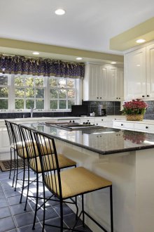 Кухня в селски стил в частна къща