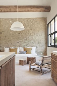 Кухня в средиземноморски стил в частна къща