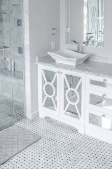 Бяла баня в стил Арт Нуво