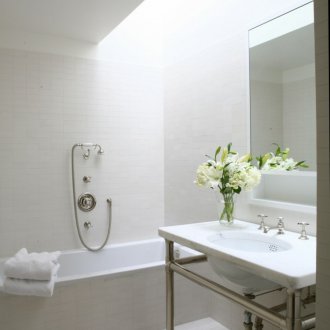 Бяла баня с плочки