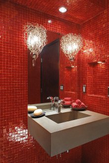 Jugendstil rotes Badezimmer