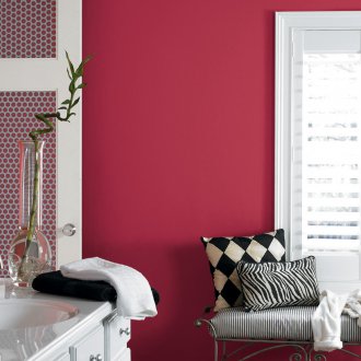 Das Badezimmer in Rot streichen