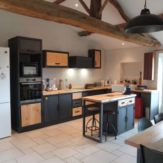 Кухня от масивно дърво