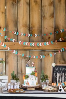 Rustic kids birthday party decoration