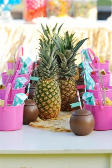 Making a kids birthday on the beach