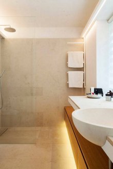 Комбинирана каменна баня