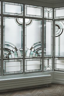 Витражно фолио на прозореца