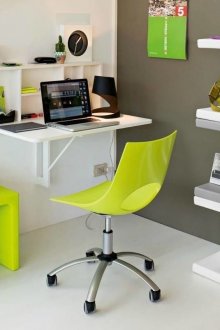 선반과 편안한 작업 공간의 변화