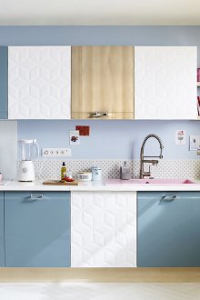 Самозалепващ се филм в кухнята