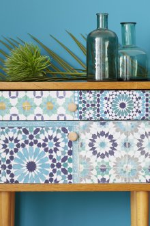 Самозалепваща се мозайка от филм