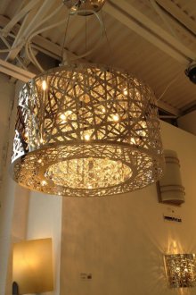 Декор от метален полилей
