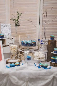 Decoration of a children's holiday table in space theme