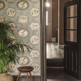 Декорация на хартиения коридор