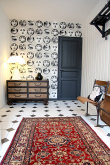 Декориране на коридора с отпечатани тапети