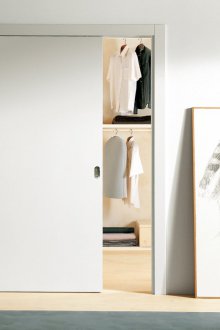 Гардероб за плъзгане в детската стая