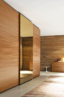 Гардероб за плъзгане