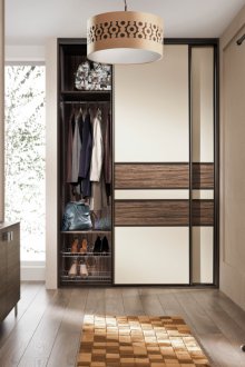 Гардероб с плъзгане с вложки