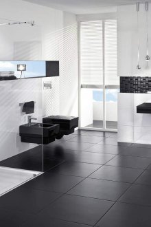 Черен под за баня