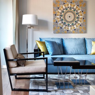 거실 인테리어에 파란색 소파