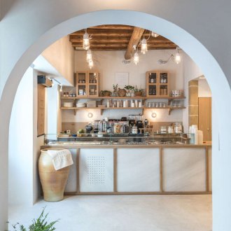 Вътрешна арка в елегантен дизайн