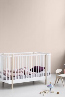 Дизайн на детска стая с домакин просто