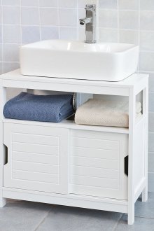 Бели мебели за баня