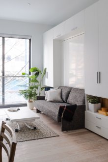 Интериорна светлина на студио апартамент