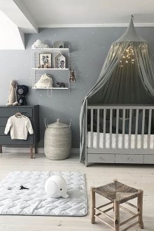 화환이 있는 신생아를 위한 방