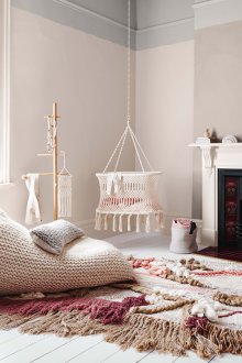 교수형 침대가 있는 신생아실