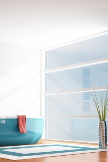 파란색 요소가 있는 욕실.