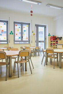 Tische im Kindergarten