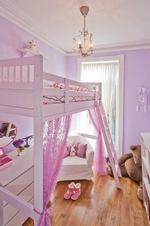 고전적인 스타일의 좁은 보육원