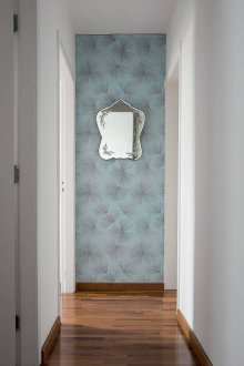 Цветни акценти в интериора на коридора