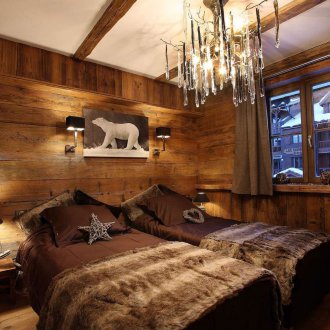 Високотехнологичен кран за камък в кухнята