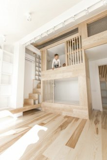 Kawasan kanak-kanak penjuru di ruang tamu