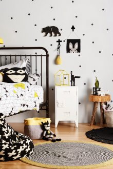 Детска стая в Хрушчов в монохромен дизайн