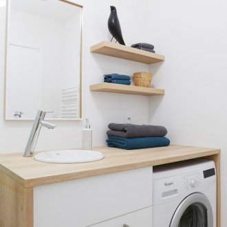 Диван от дървена рамка в стил лофт