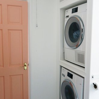 Пералня за сухо строителство в ниша