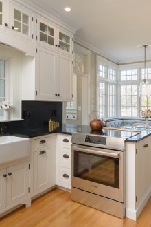 Reka bentuk dapur kecil ruang makan