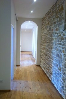 Дизайн на коридор с арка на елипса