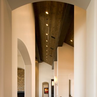 Проектиране на коридора с арка в имението